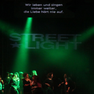 streetlight-projekt-22 Montessori-Schulzentrum Leipzig - Neuigkeiten - Impressionen von der Musical-Aufführung